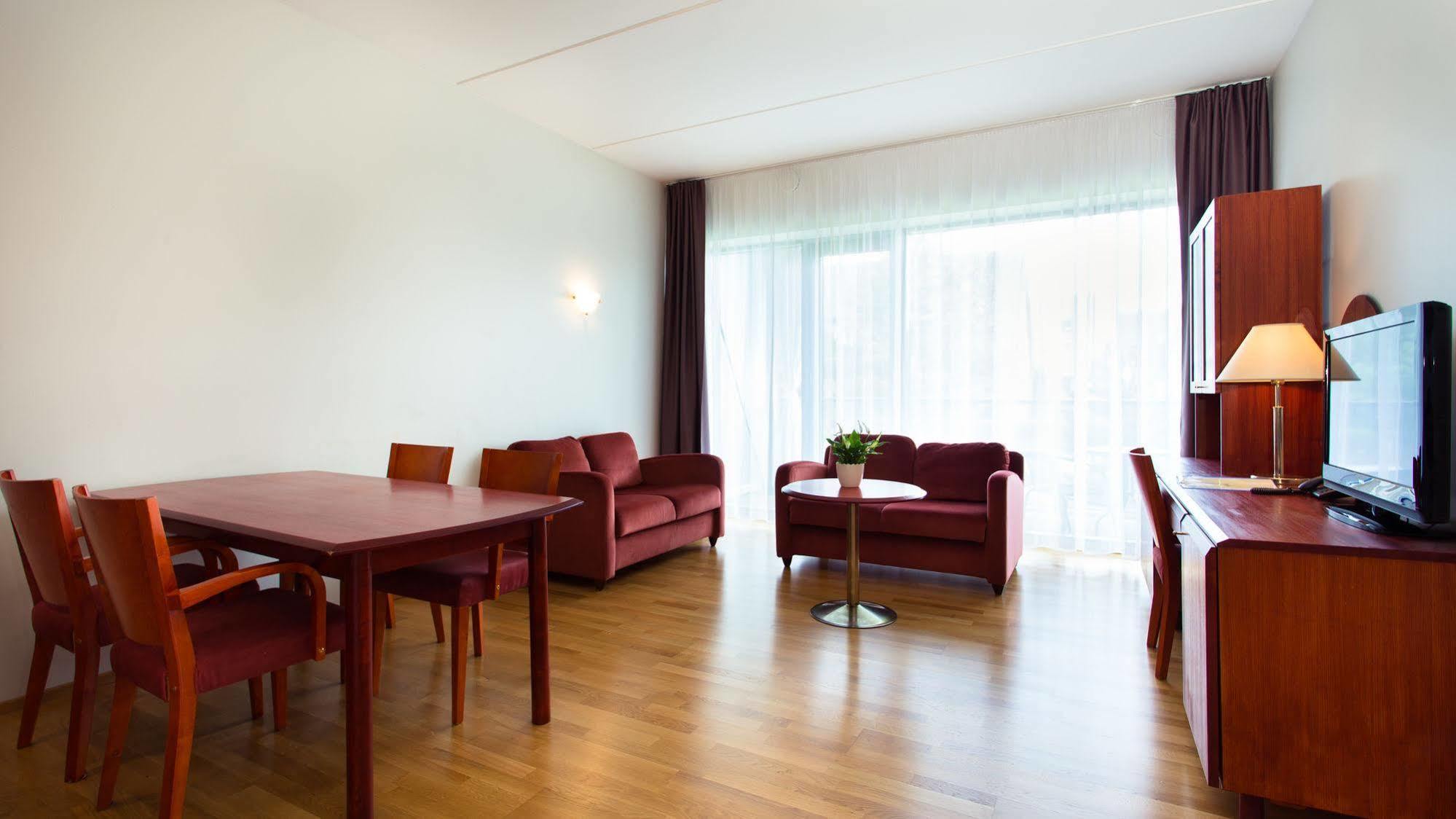 Seedri Residence Parnu Bagian luar foto